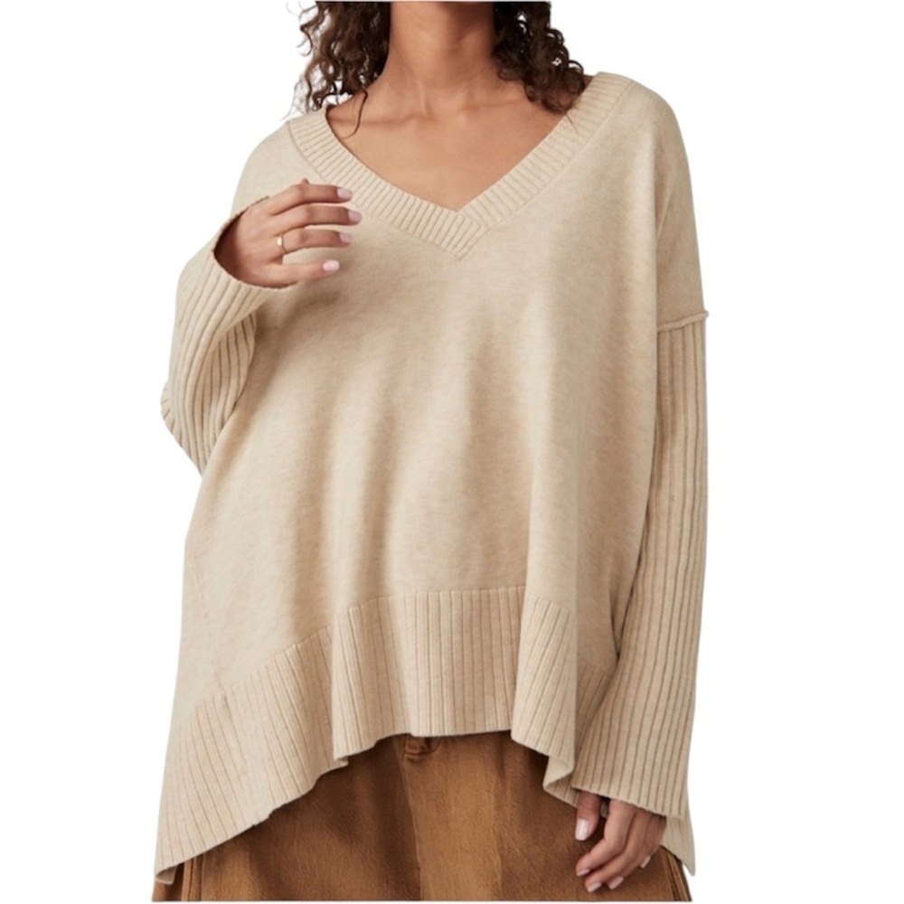 Free People | Women’s V-neck Very Oversized Orion Tunic Sweater Size Small NWT